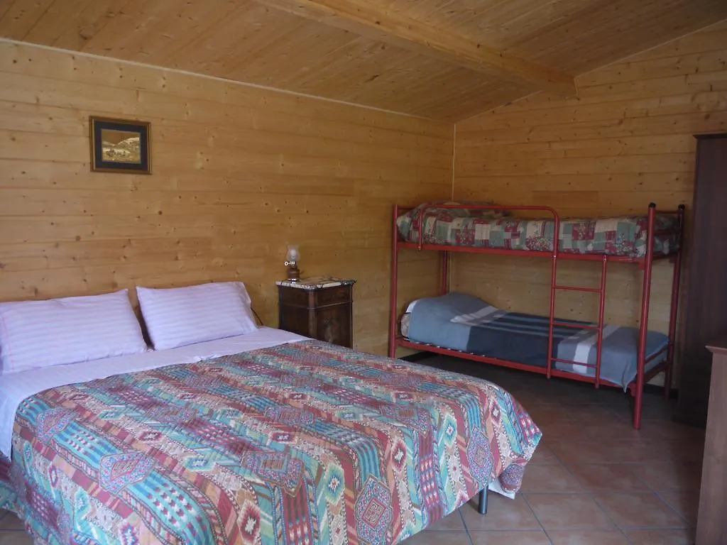 Su Trabi B&B Fluminimaggiore Włochy