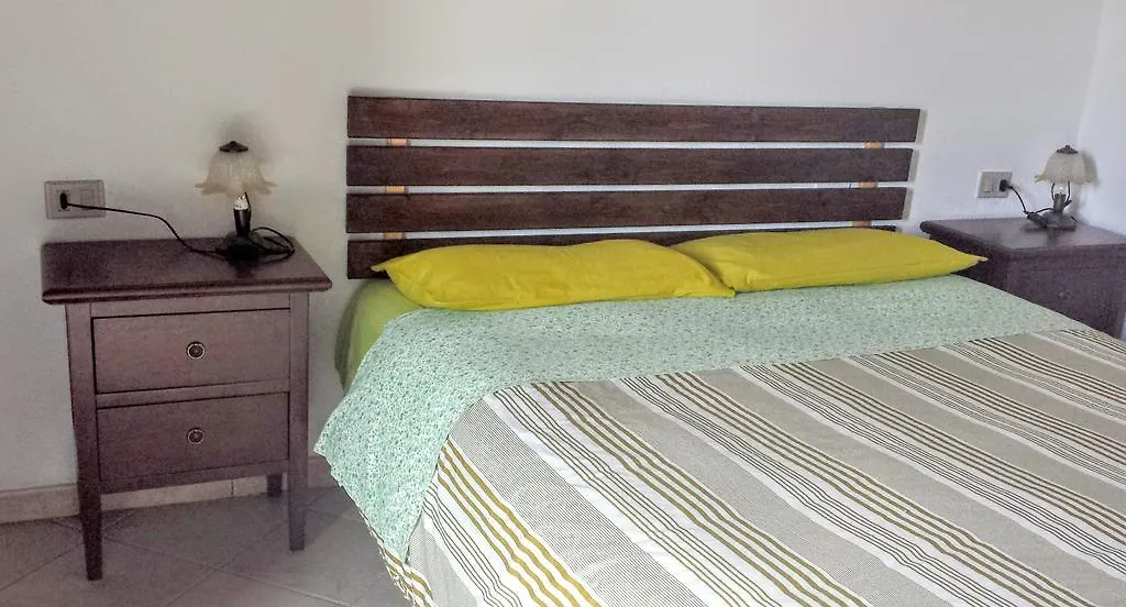 Su Trabi B&B Fluminimaggiore Nocleg ze śniadaniem